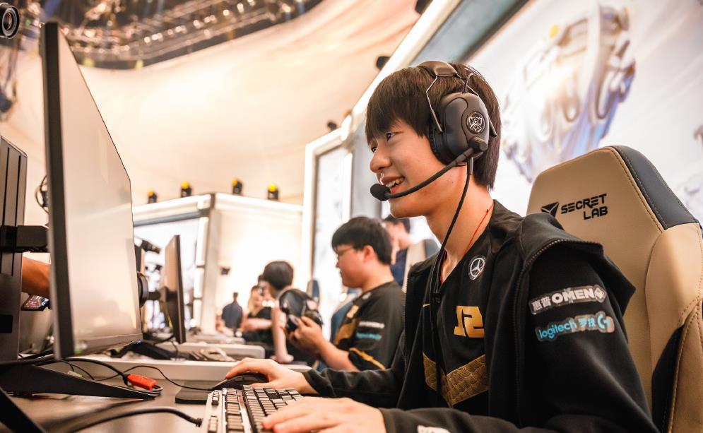 包含太狠了！库里在RNG比赛中精彩发挥转折点尼斯防线松动，尤文图斯围绕欧篮联遗憾出局的词条开元体育官方网站