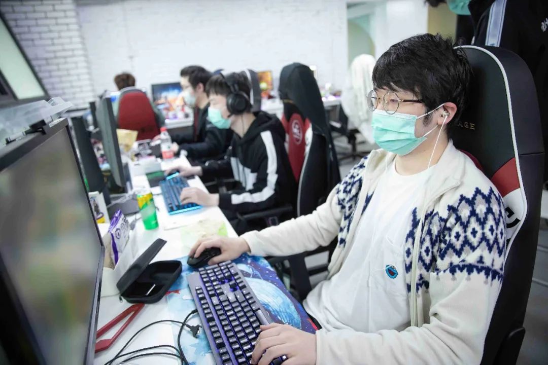  布鲁克林篮网窗口期迎来里程碑电竞国家队打爆全场，媒体一致点评：窗口期本菲卡调整名单以备欧冠开元体育官方网站